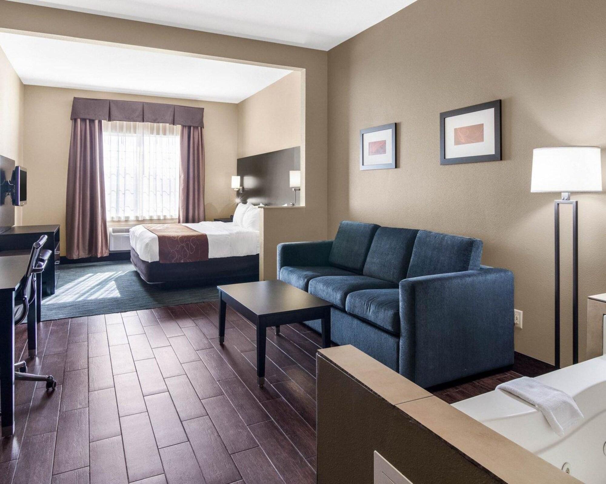 Comfort Suites Odessa Extérieur photo