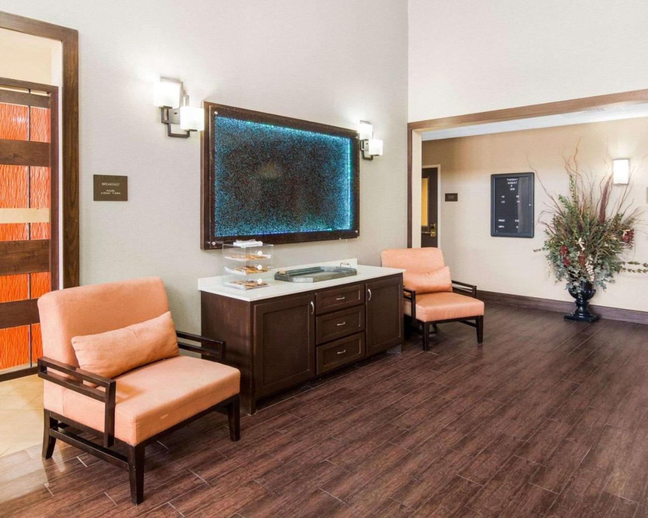 Comfort Suites Odessa Extérieur photo
