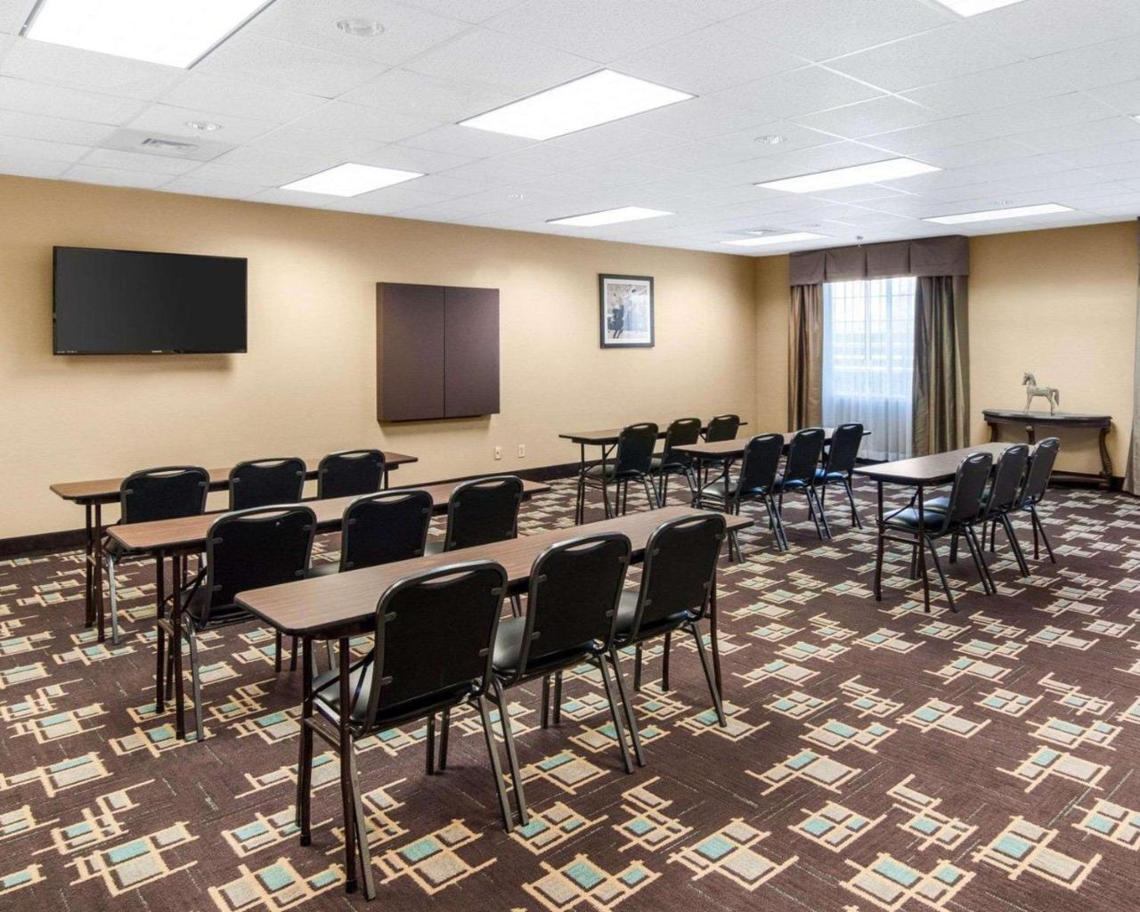 Comfort Suites Odessa Extérieur photo